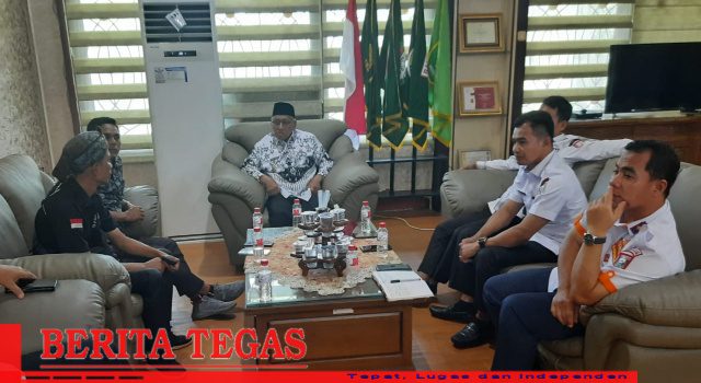Rapat Darurat