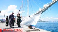 Kapal Phinisi Ayana Lako Di'a