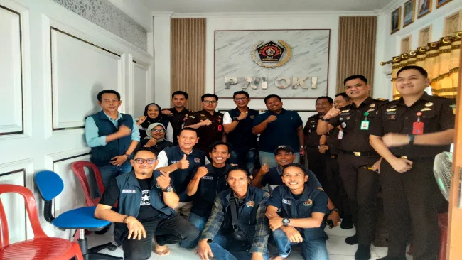 Kejutan- Berita Tegas