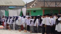 HARI SANTRI